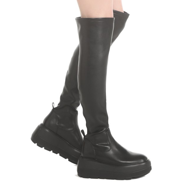 На фото: ботфорты TENDANCE из экокожи, артикул 3462624 (магазин Rendez-Vous)